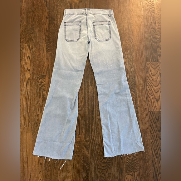 Current Elliot- soft mid rise denim with pockets - Picture 2 of 3